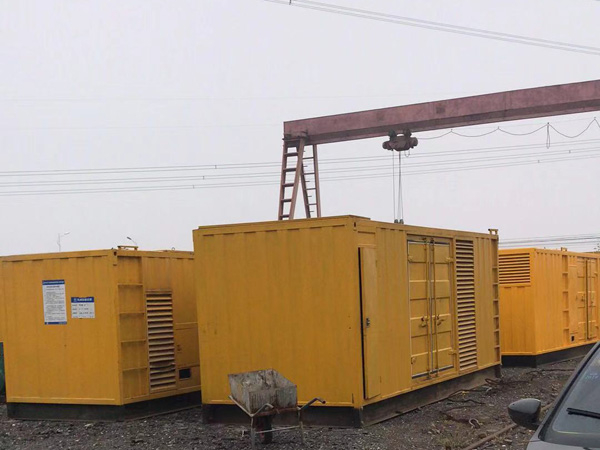 北戴河100kw柴油发电机组每小时油耗？